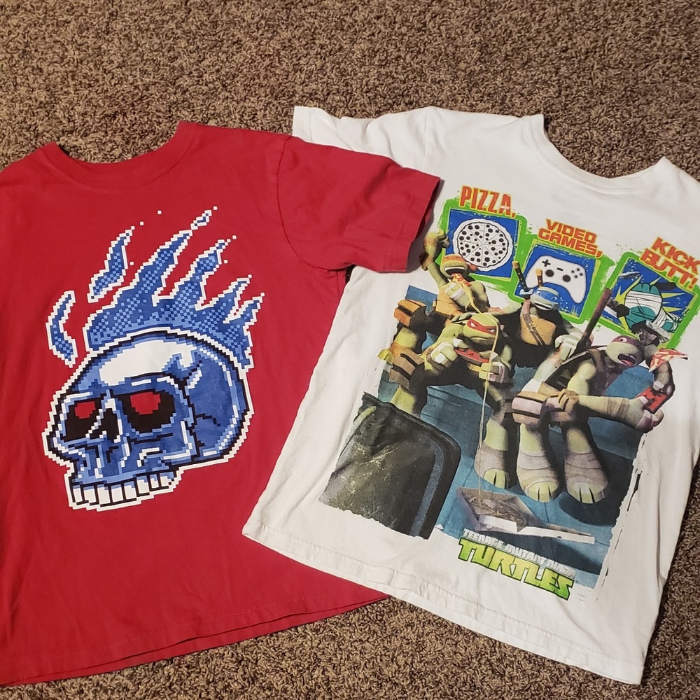 Boys 2 shirt bundle